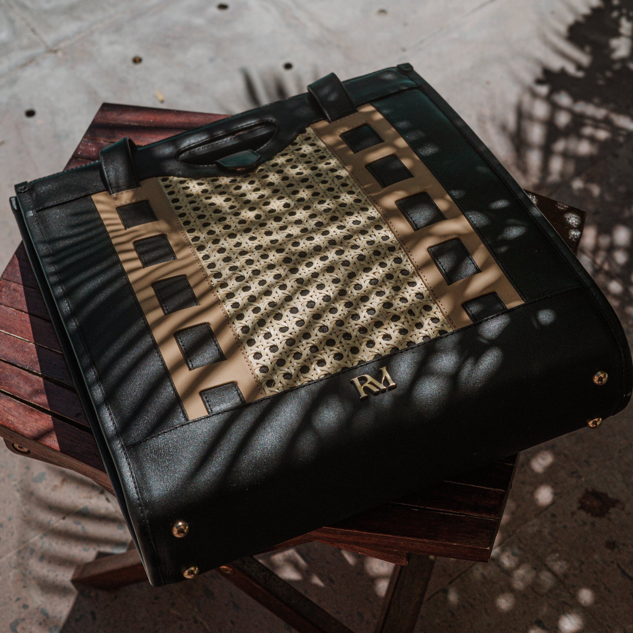 Raíz Mestiza | Amaite Bag from Arameri Collection | Black