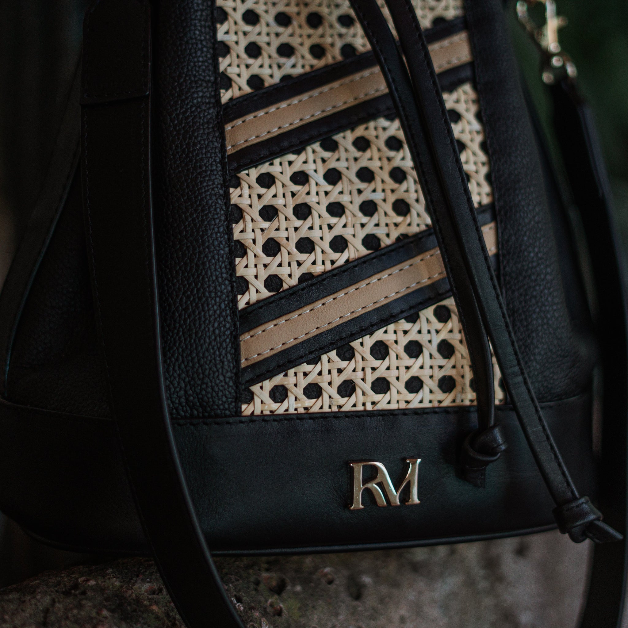 Raíz Mestiza | Yali Bag from Arameri Collection | Black