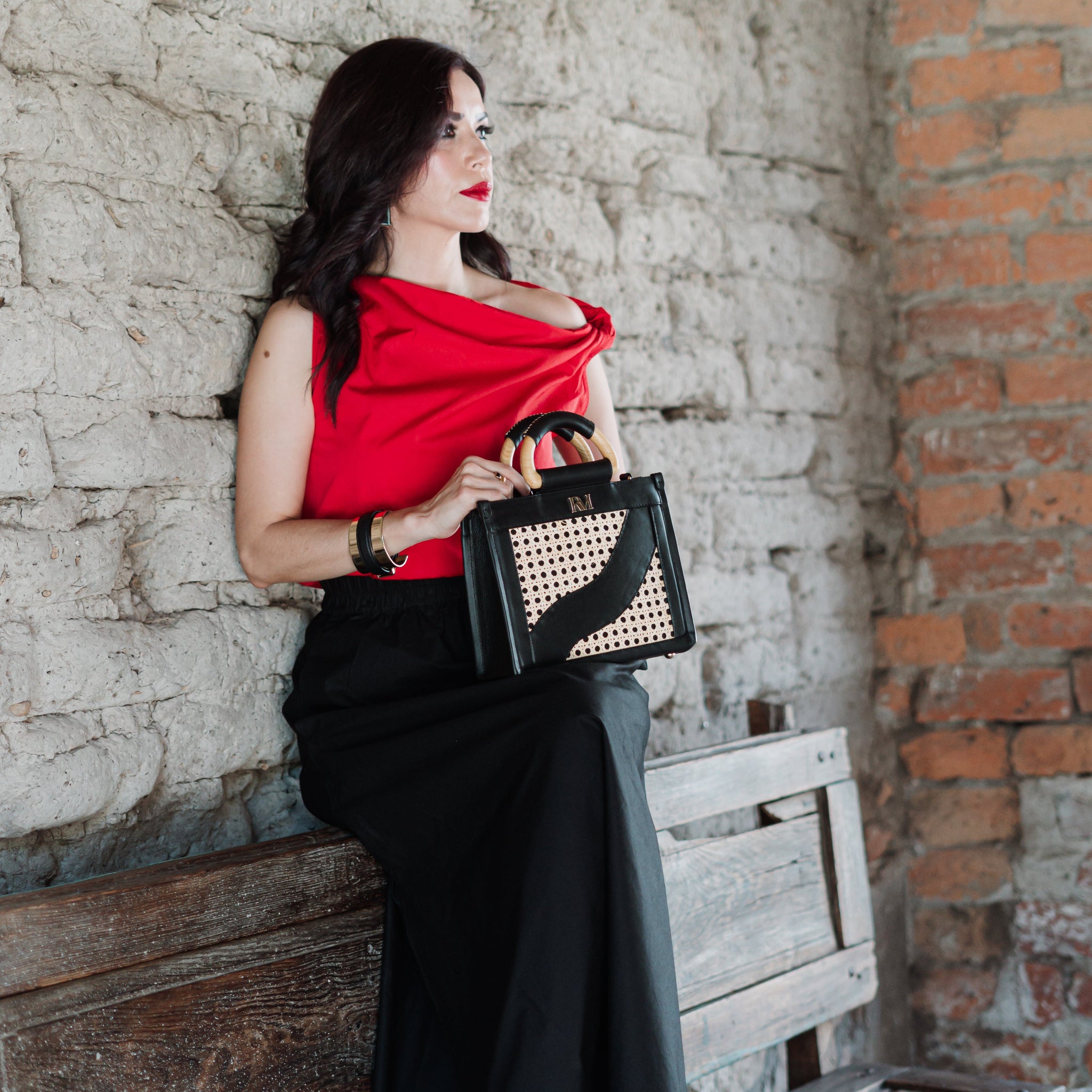 Raíz Mestiza | Zulia Bag from Arameri Collection | Black