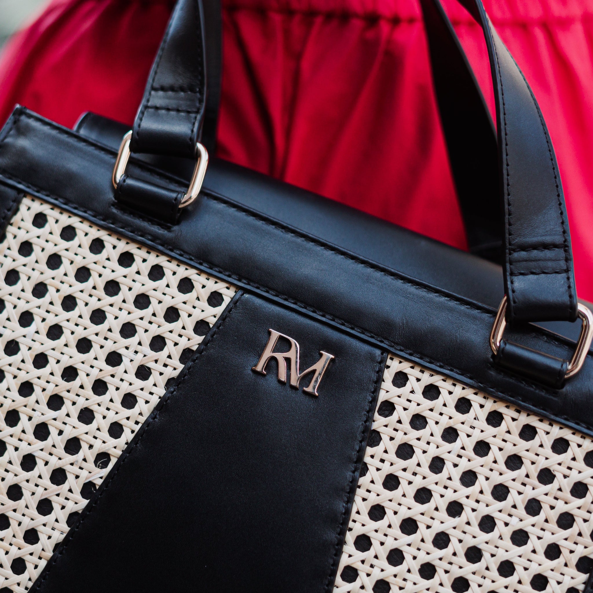 Raíz Mestiza | Niza Bag from Arameri Collection | Black