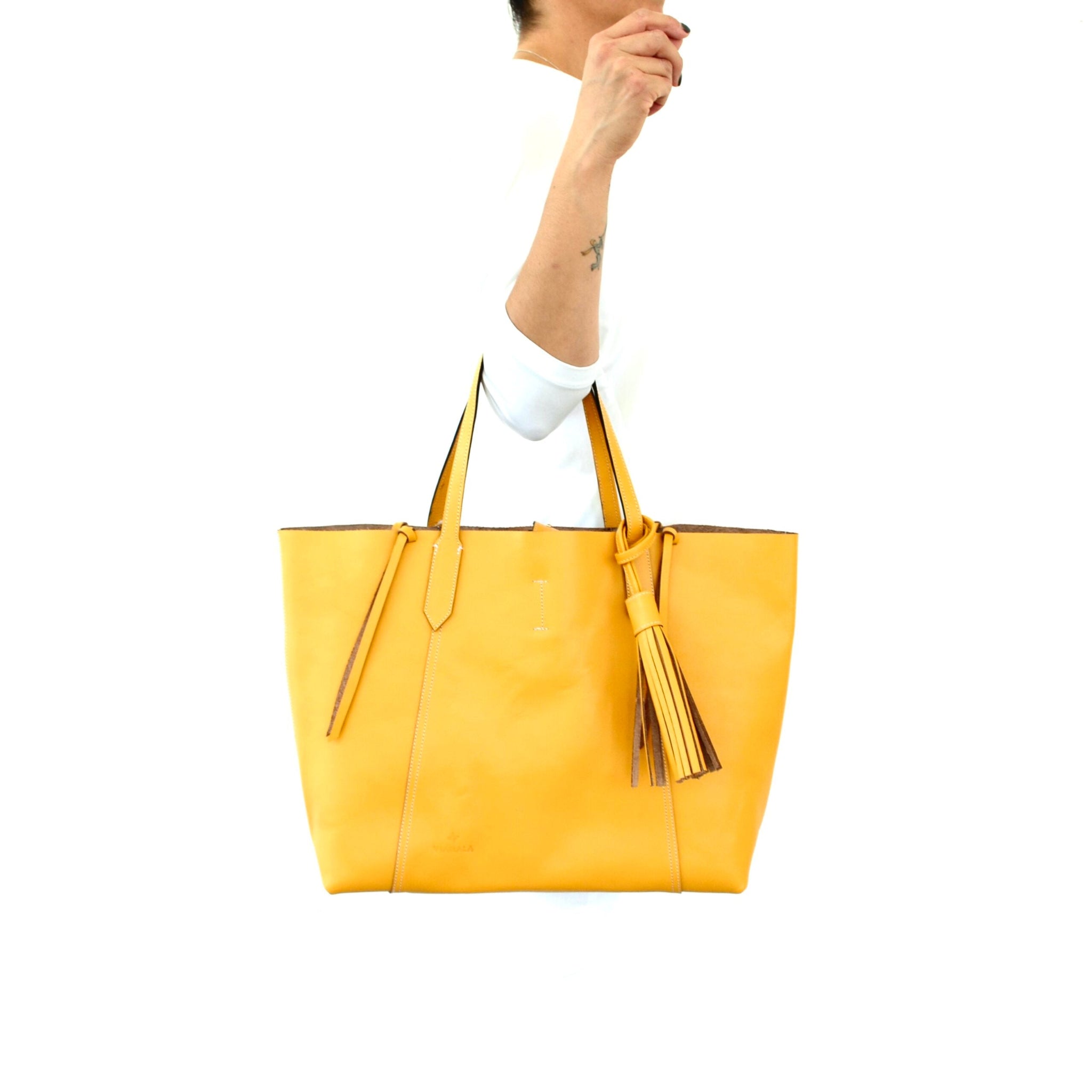 Vianala | Victoria Tote Bag