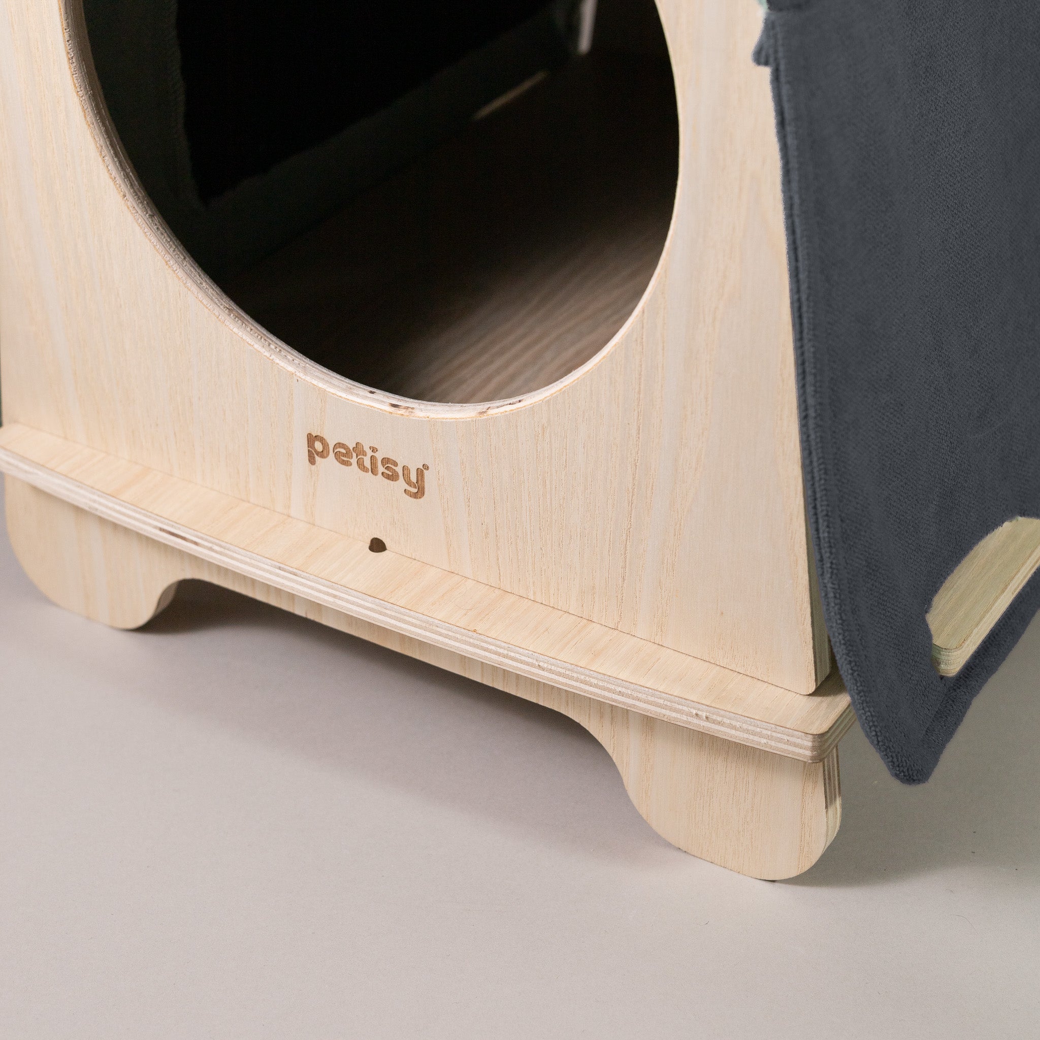 Petisy | The Kado Pet House