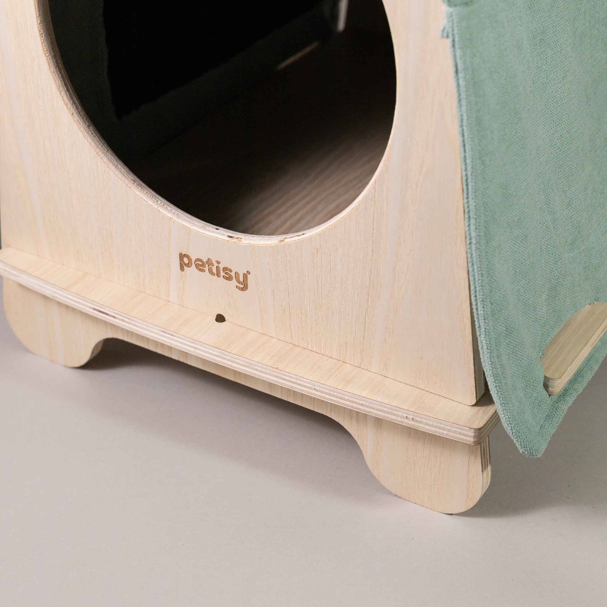 Petisy | The Kado Pet House