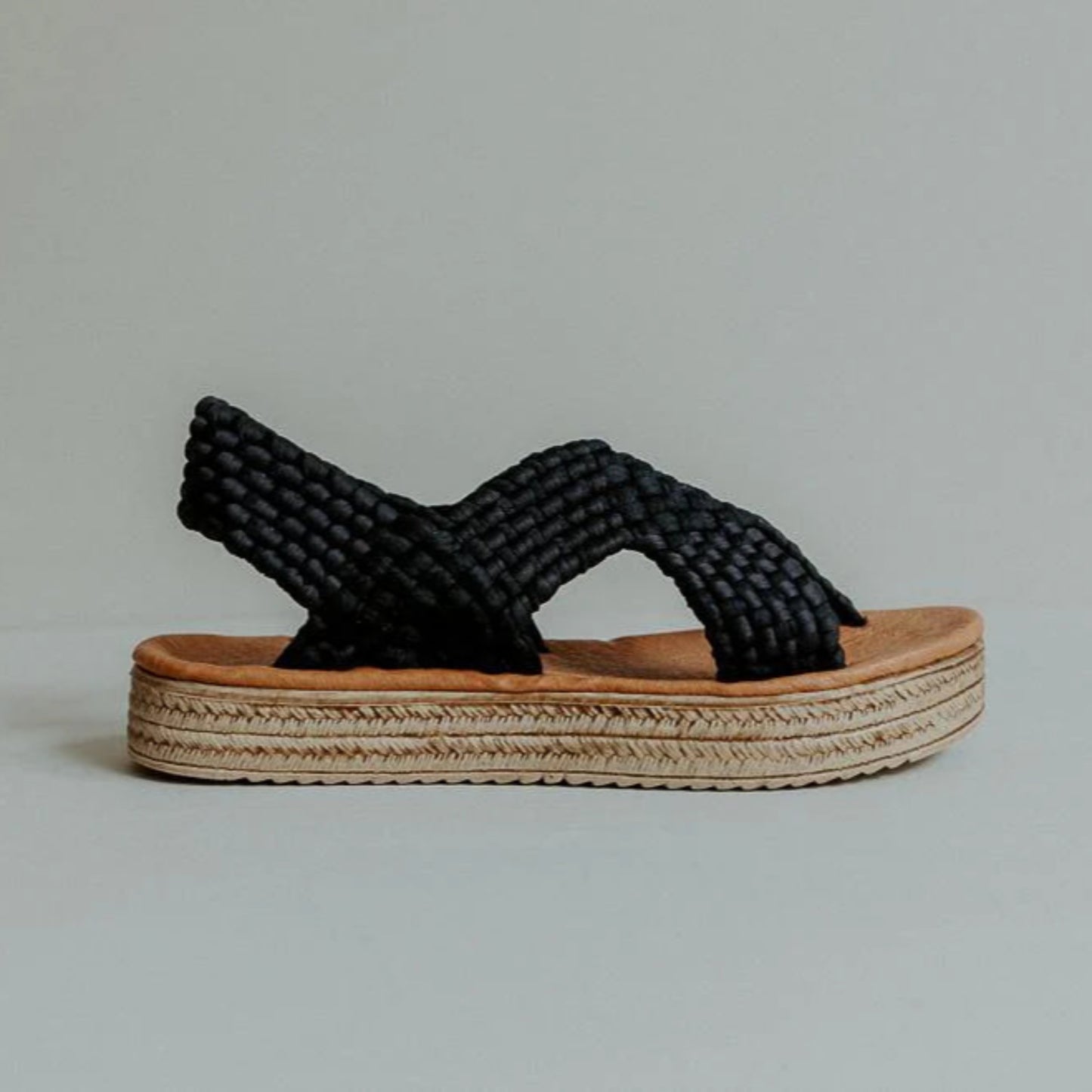 Kwara | Playero Platform Sandals | Women