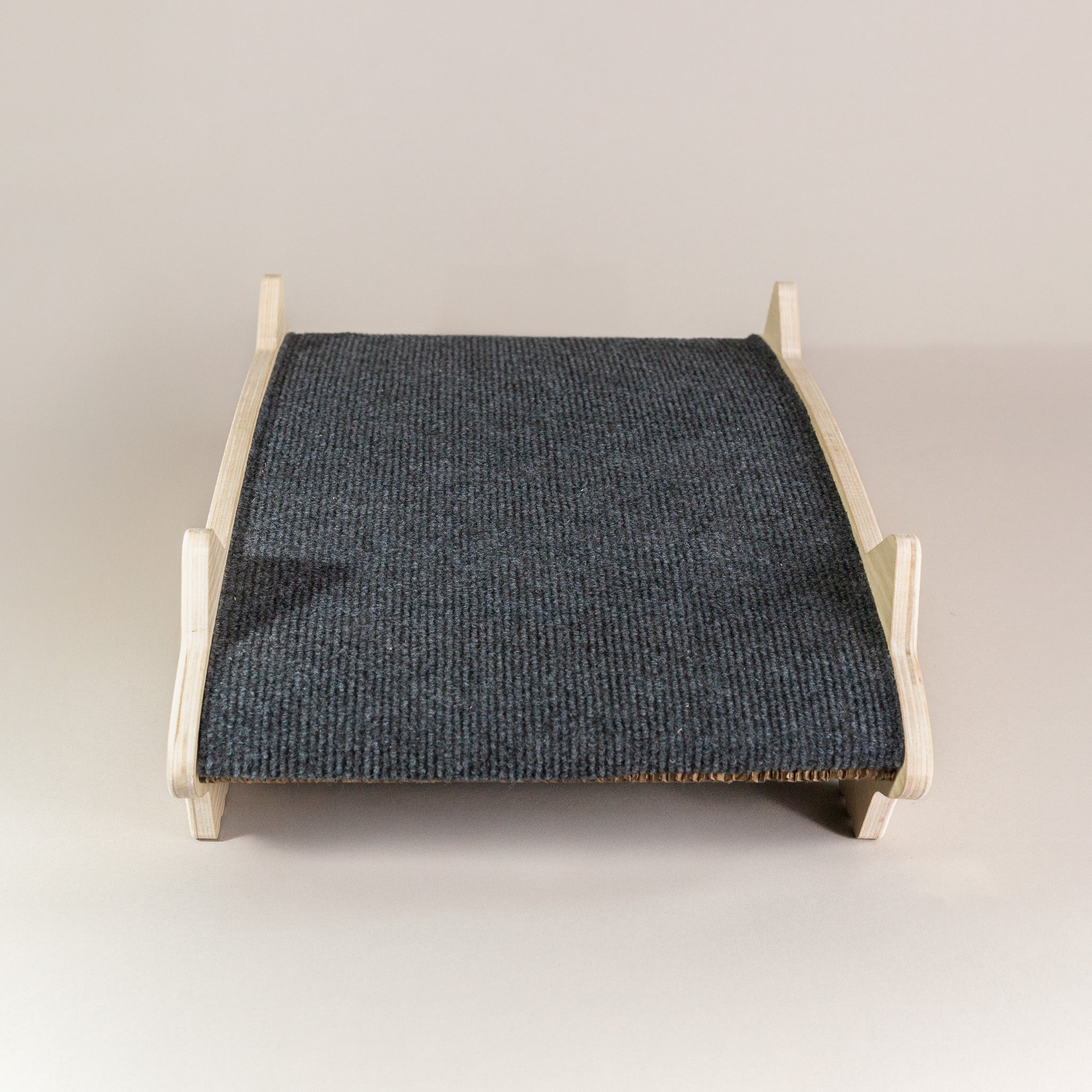 Petisy | The Ovak Cat Scratcher