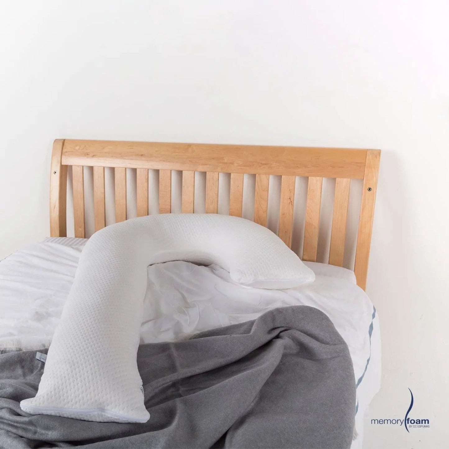 Memory Foam | The Baston Pillow | Accessories