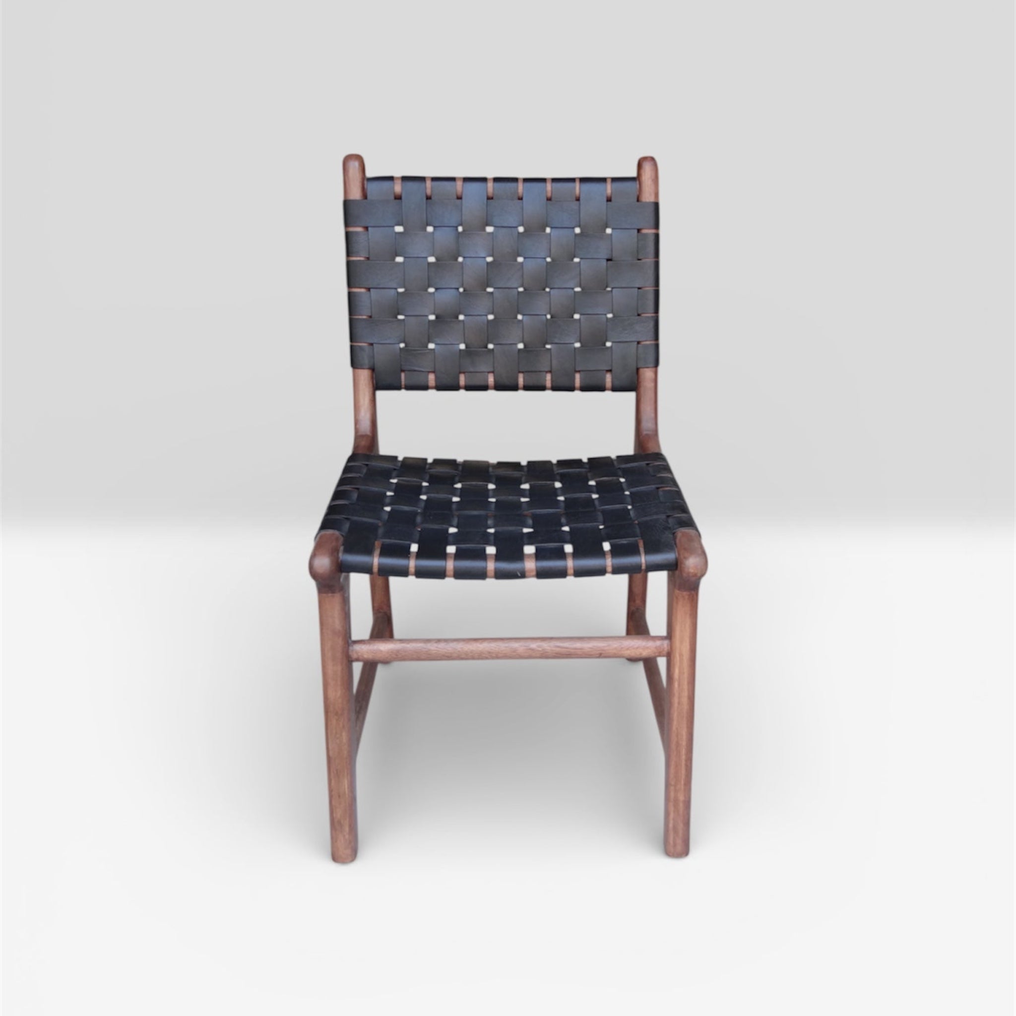 Las Puertas | Luisa Woven Leather Solid Wood Chair | Black