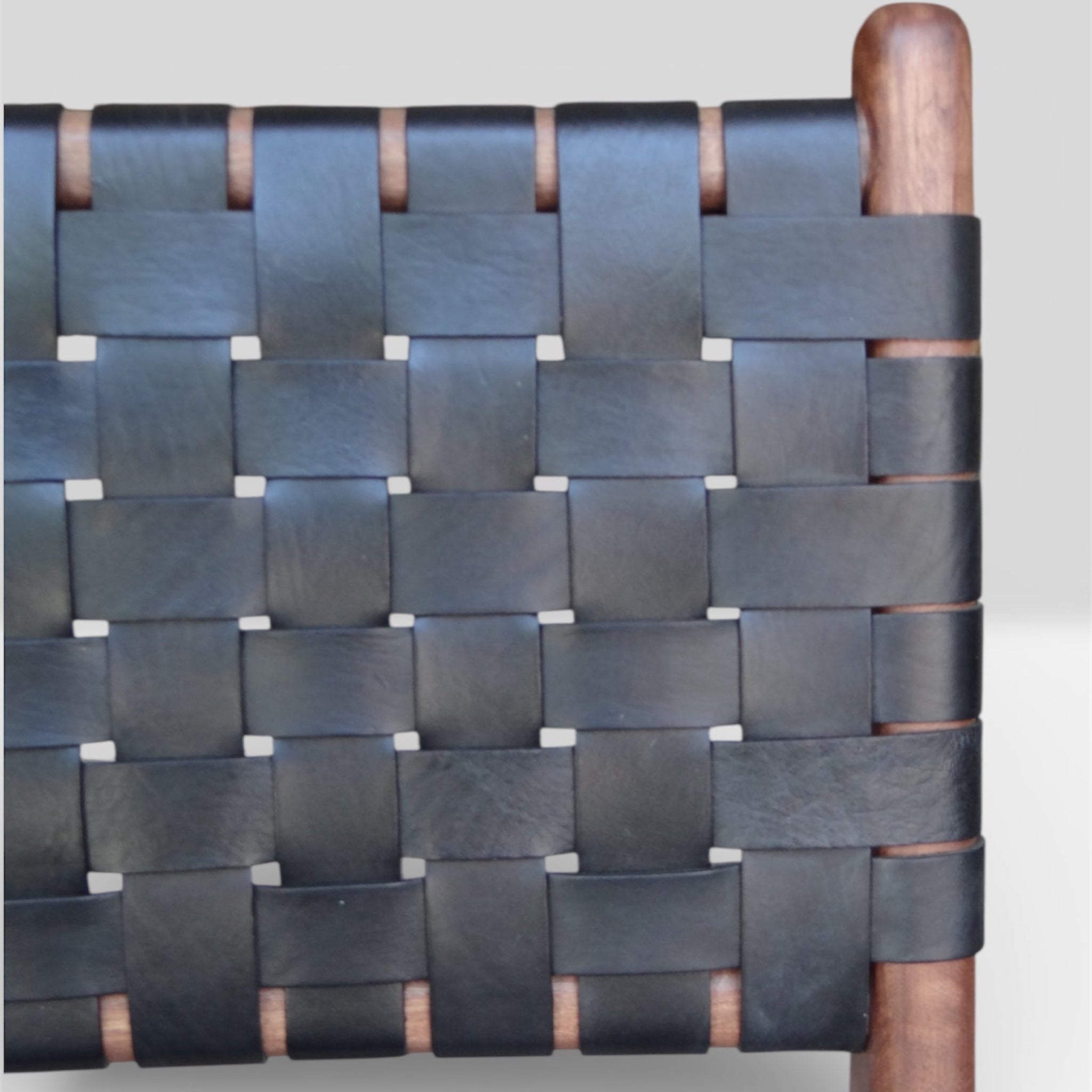Las Puertas | Luisa Woven Leather Solid Wood Chair | Black