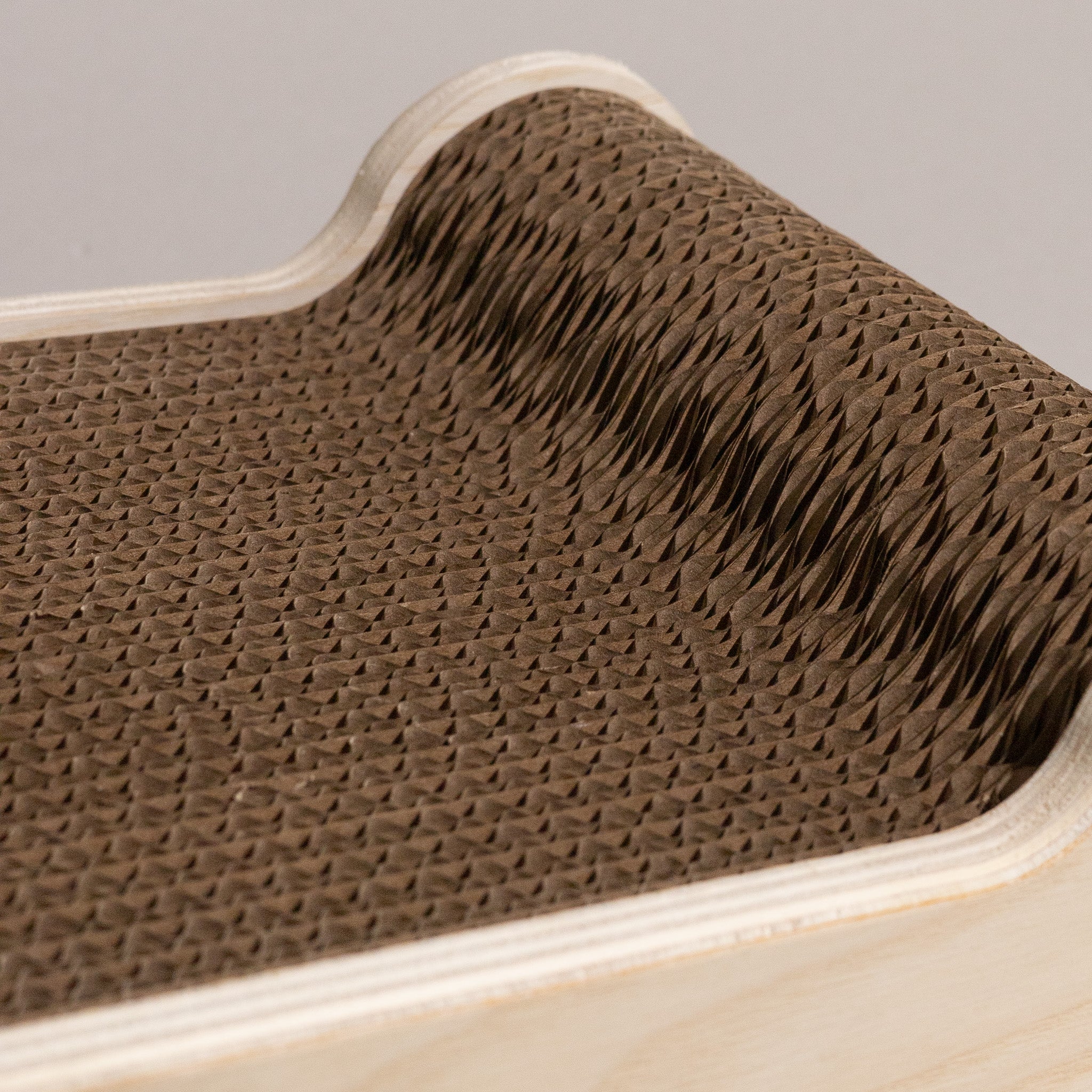 Petisy | The Reka Cat Scratcher
