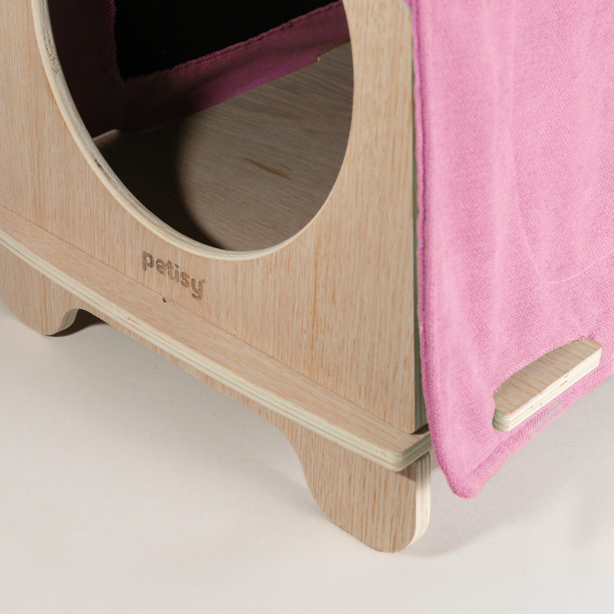 Petisy | The Kado Pet House
