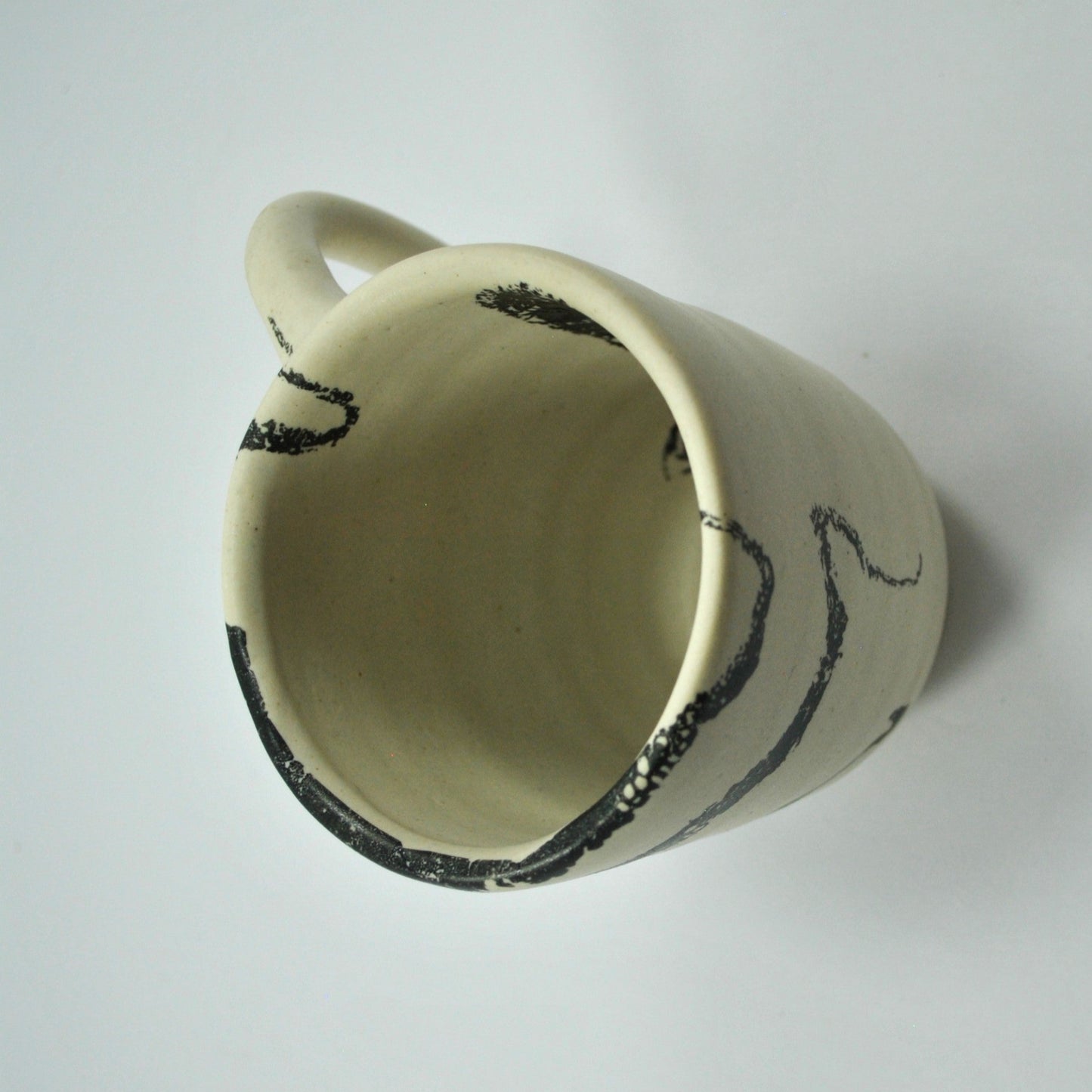 Damar | Octopus Mug | White