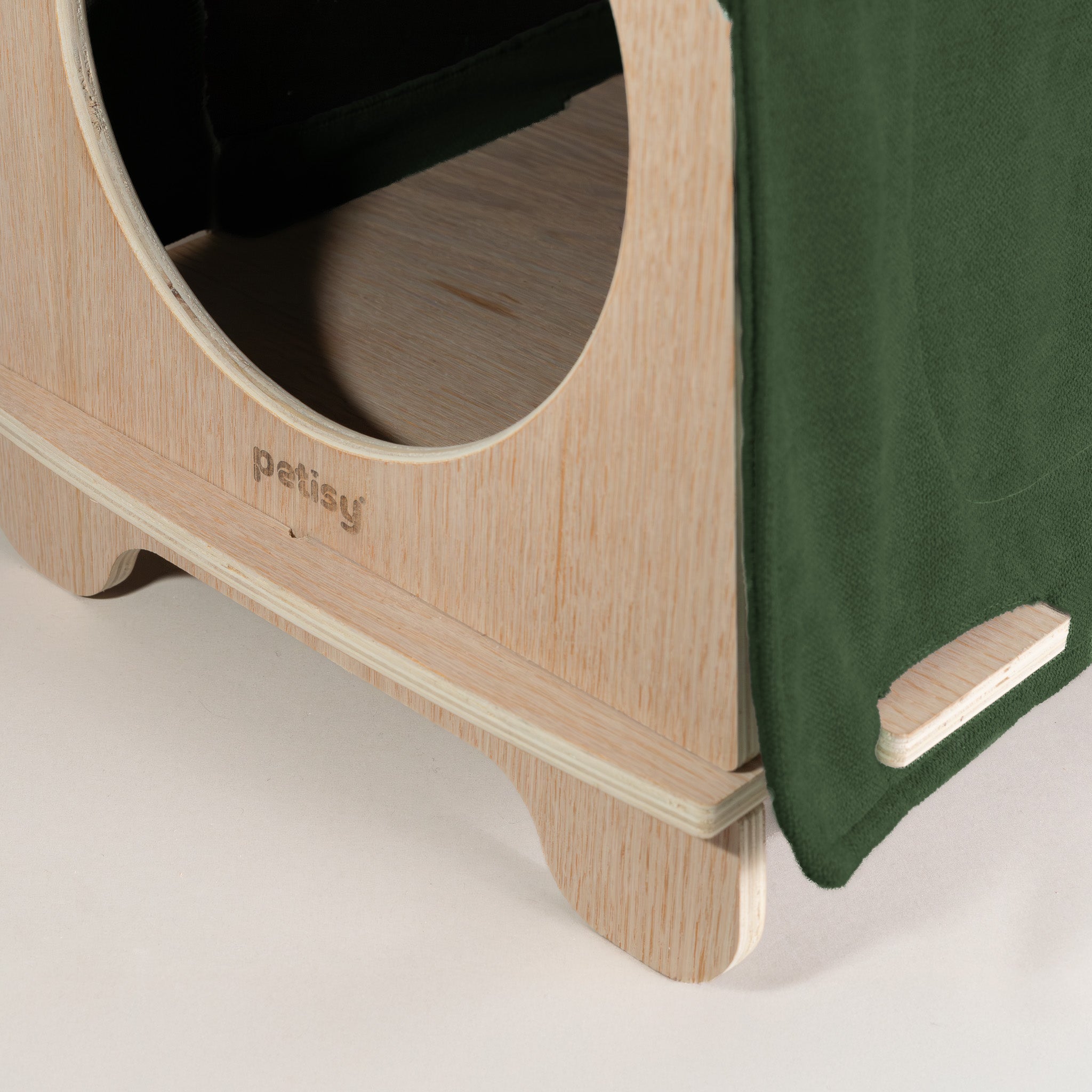 Petisy | The Kado Pet House