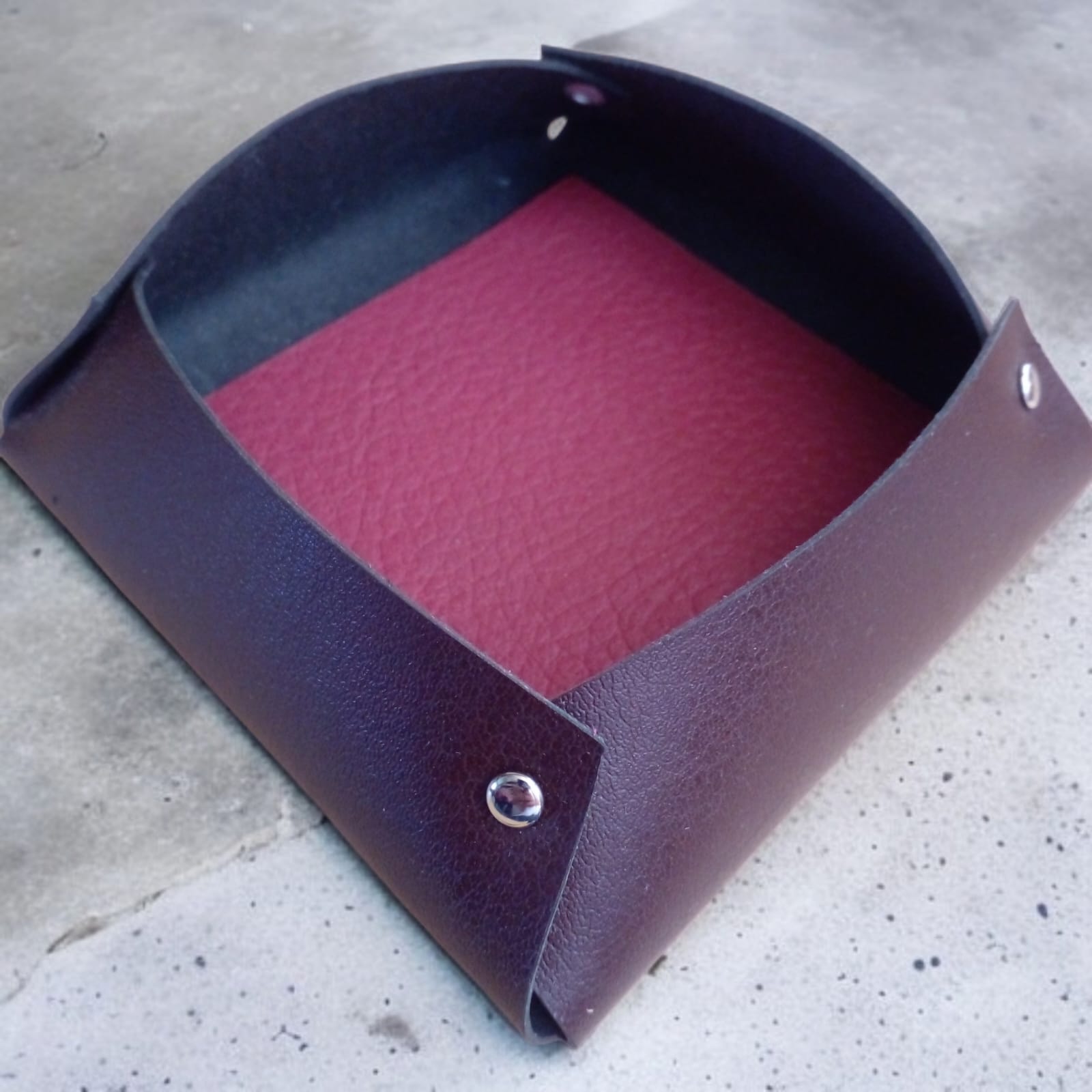 Plek | Full-Grain Leather Valet Tray | Dark Brown
