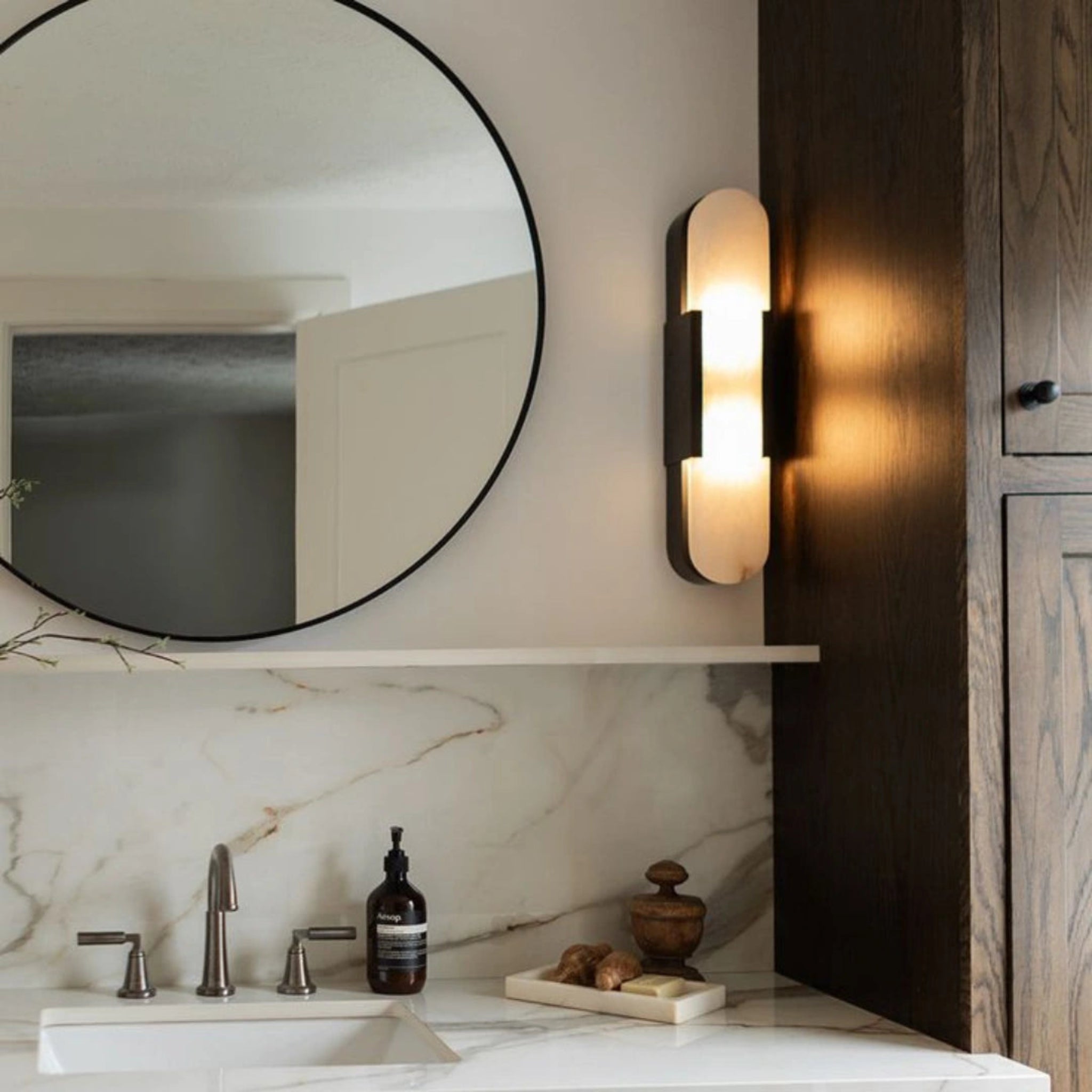 Admirror | Circular Contemporary Mirror | Black, Gold
