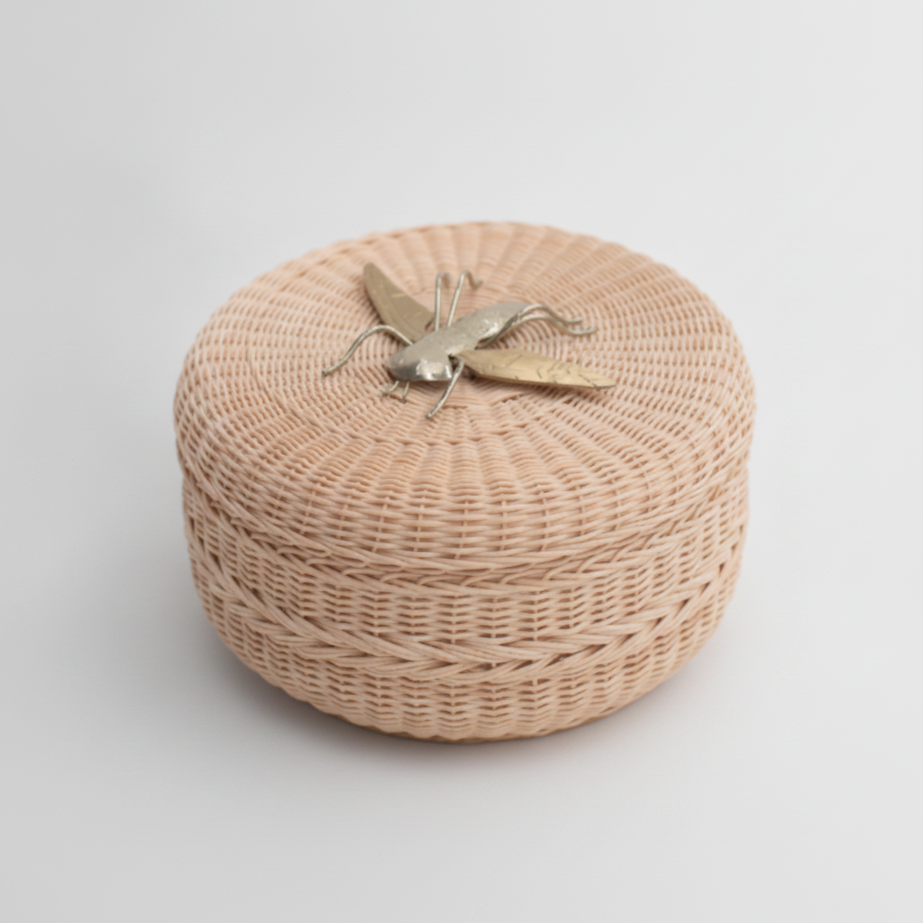 Corda Kapara Wicker Tortilla Holder in natural alpaca, studio product photo