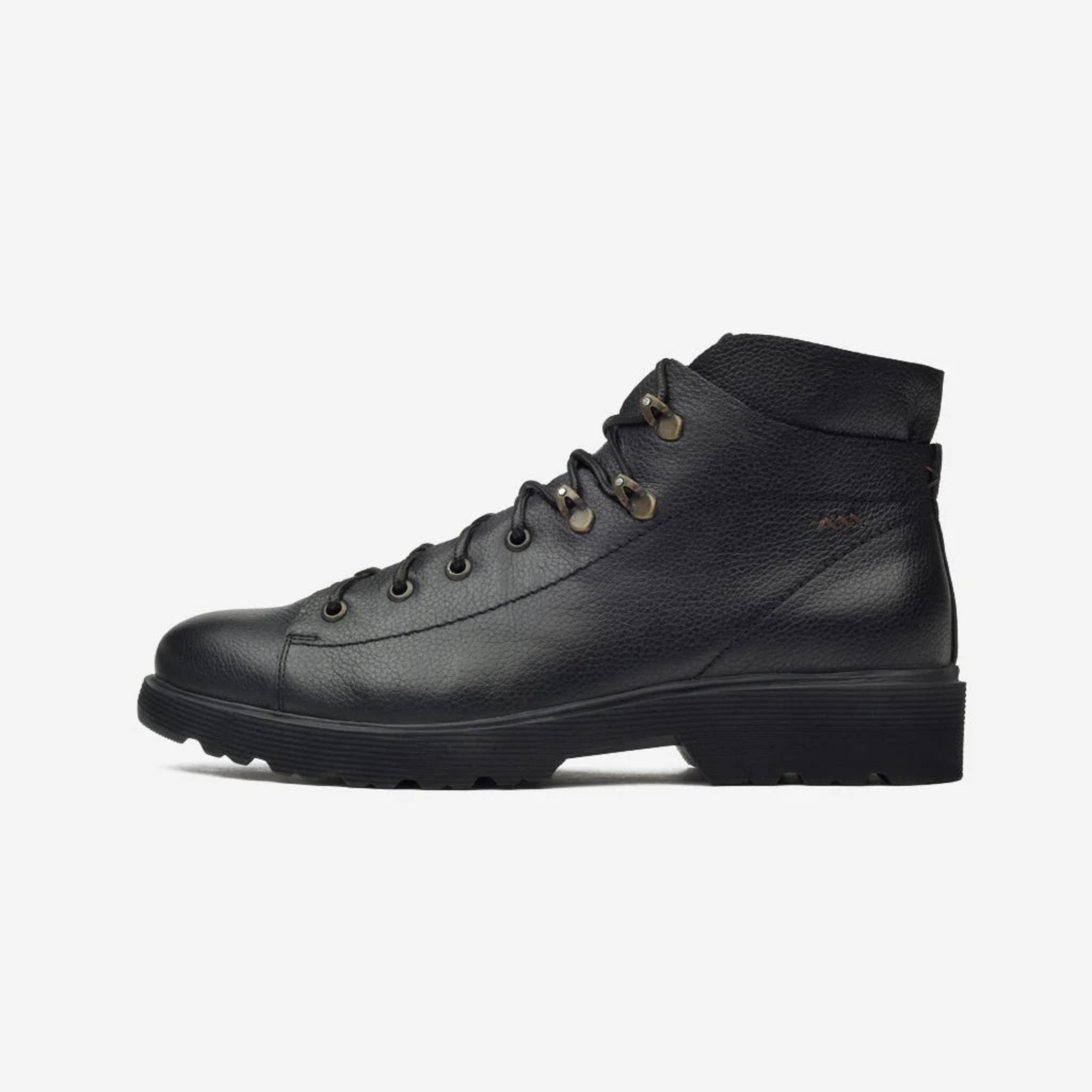 Aretina | Ronaldo | Men's Urban Lace Up Boot | Black Leather